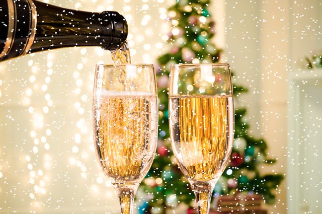 Шампанское: как «отметить» Новый год и не навредить себе